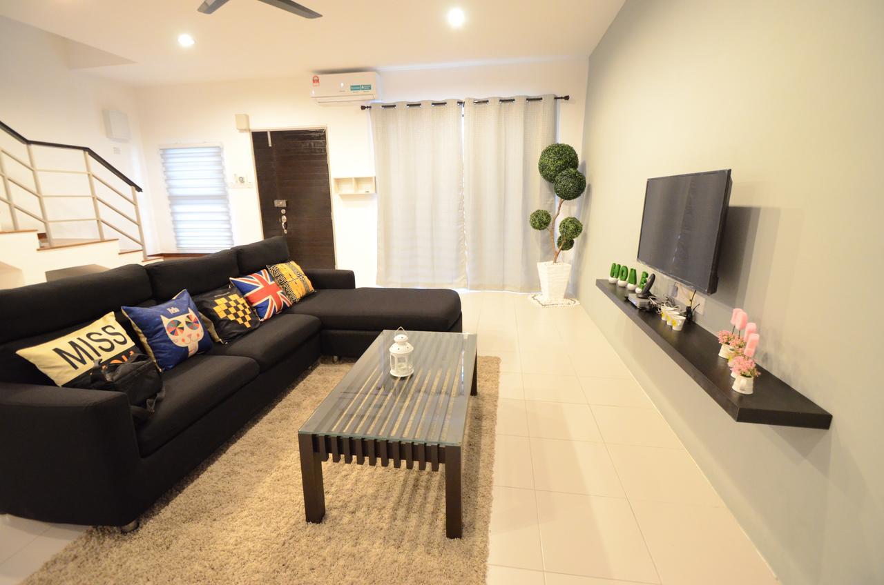 Decozy Homestay Ipoh Bagian luar foto