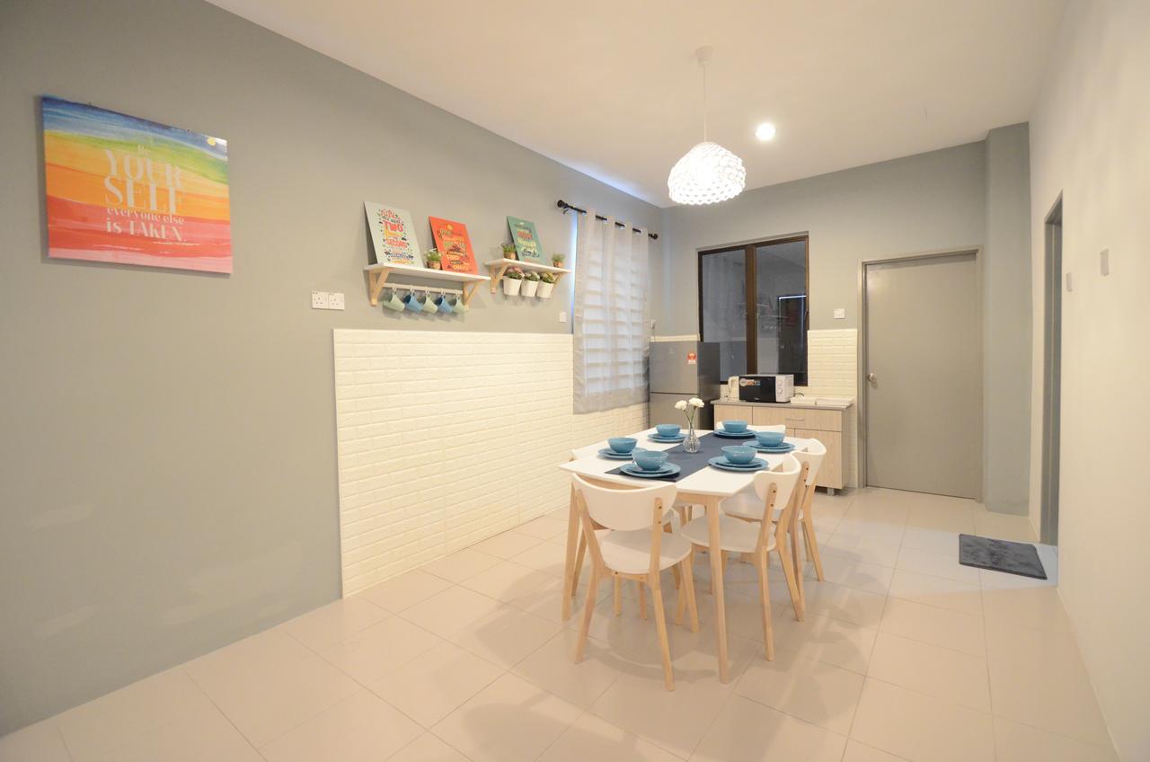 Decozy Homestay Ipoh Bagian luar foto